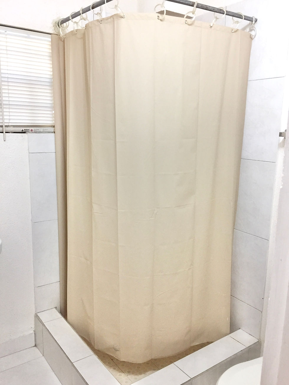 Clove Garden Residence one-bedroom bathroom