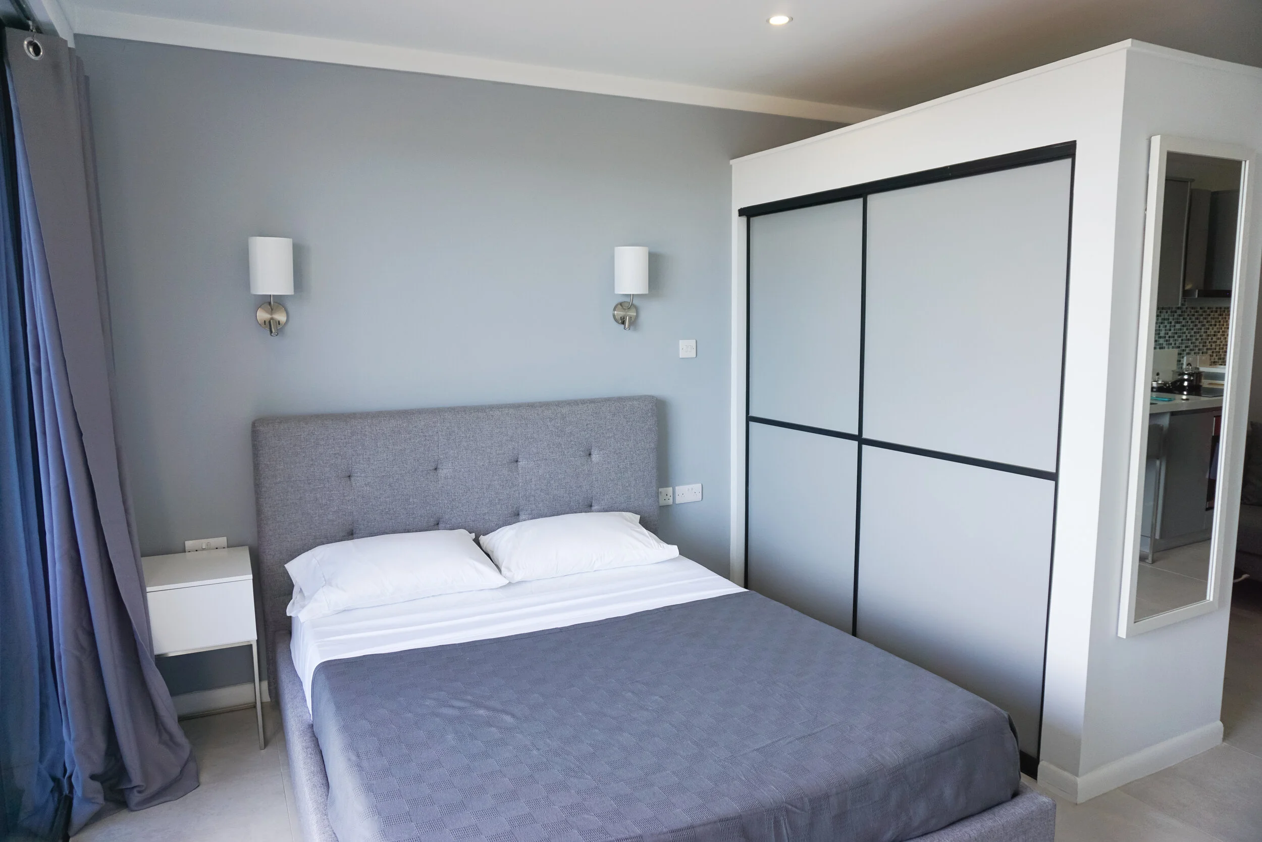 Lazuli studio bedroom