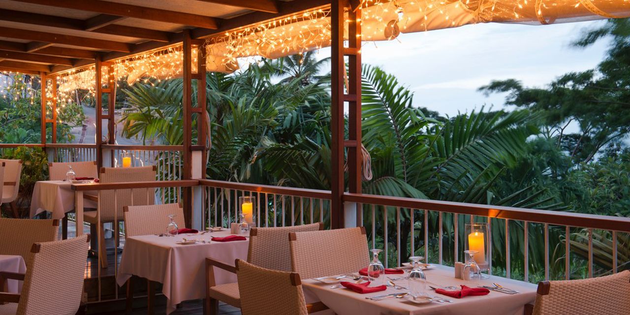 Representative Grenada candlelit event dining setting