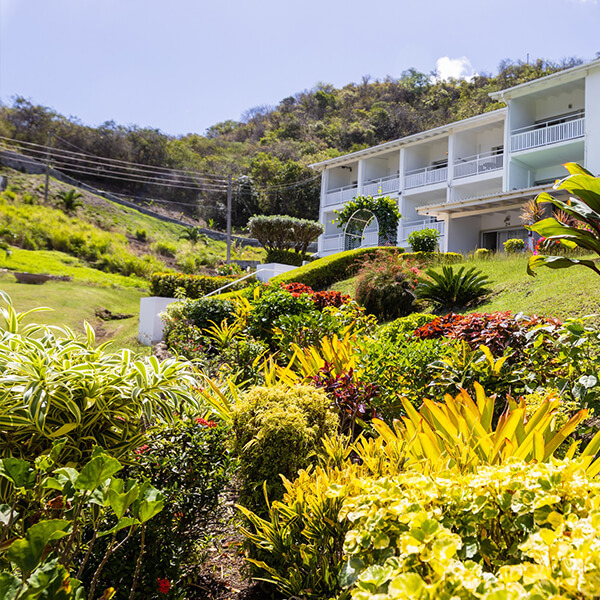 Siesta Hotel exterior with landscaped gardens