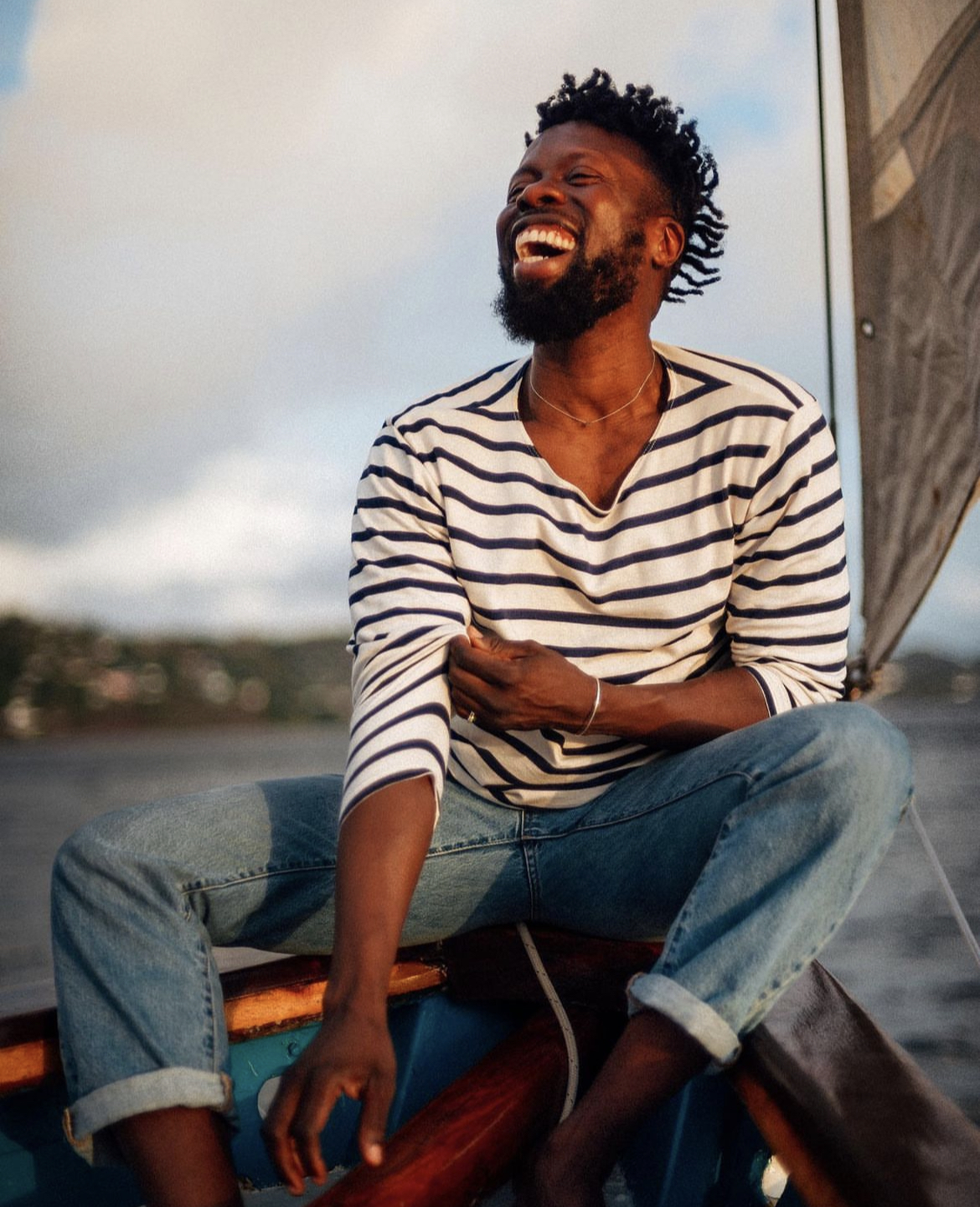 Relaxed guest enjoying the Savvy sailing experience