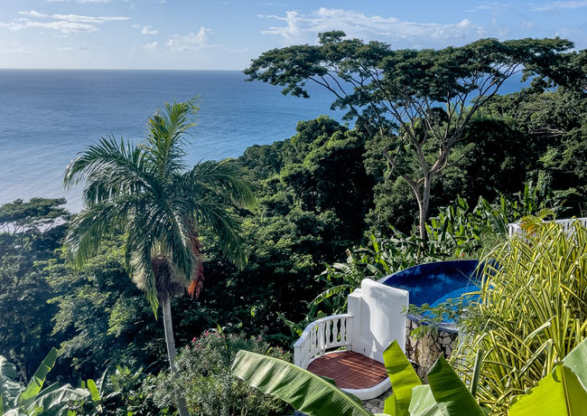 Mount Edgecombe sea-view setting