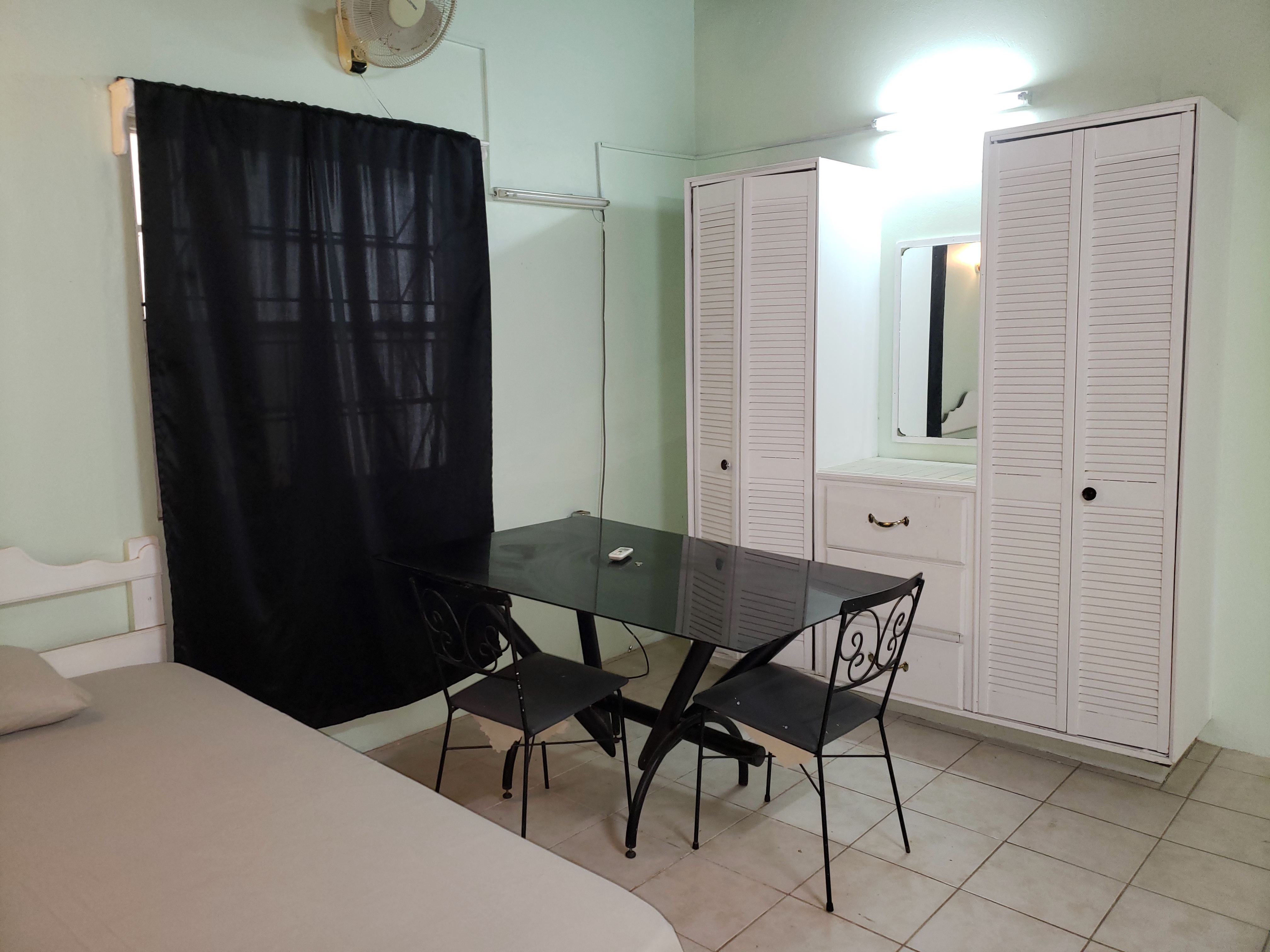True Blue Residences I — One Bedroom apartment, photo 4