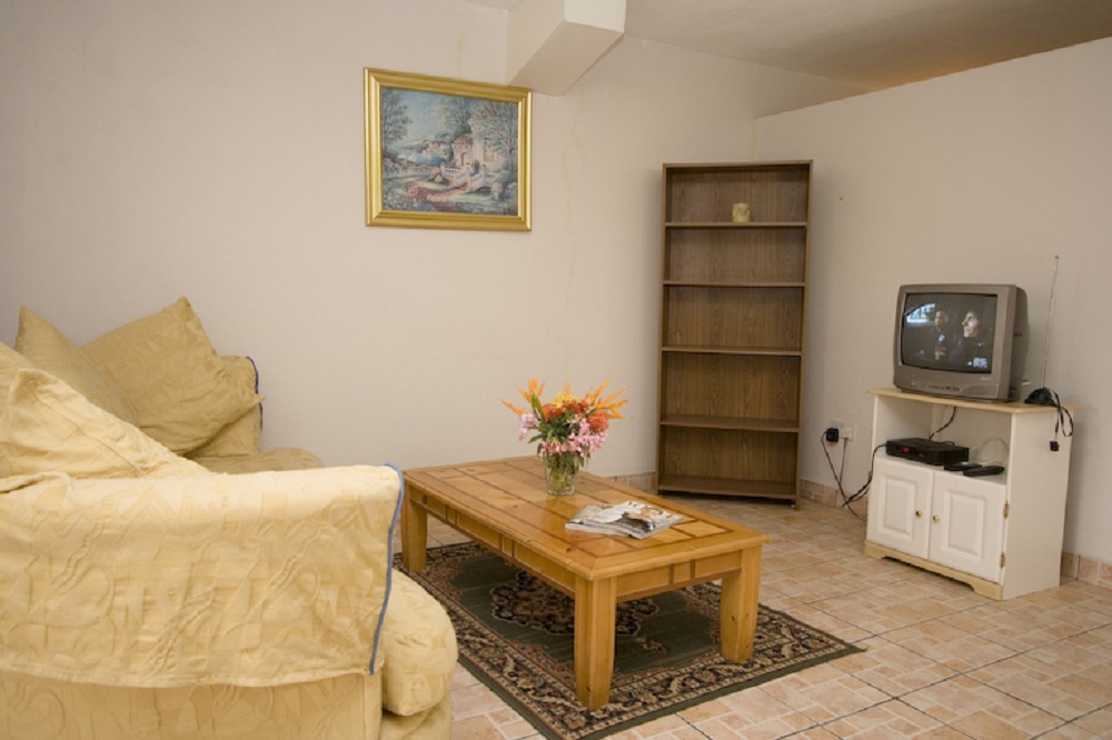 Breadnut Court Luxury one-bedroom – photo 5