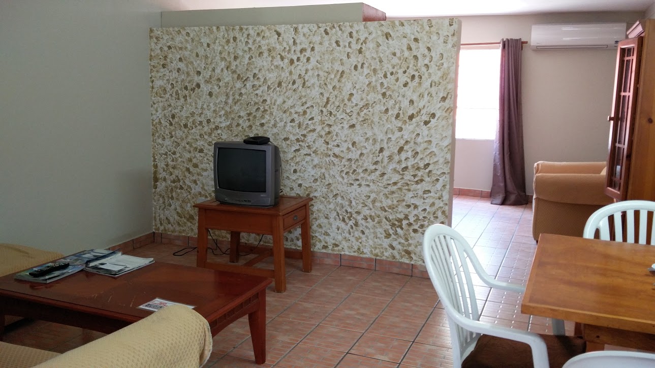 Breadnut Court Luxury one-bedroom – photo 9