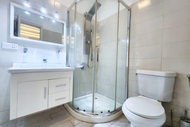 Mariposa Condominiums D2 – property photograph 11