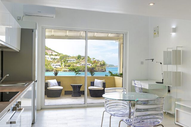 Mariposa Condominiums D3 – property photograph 4