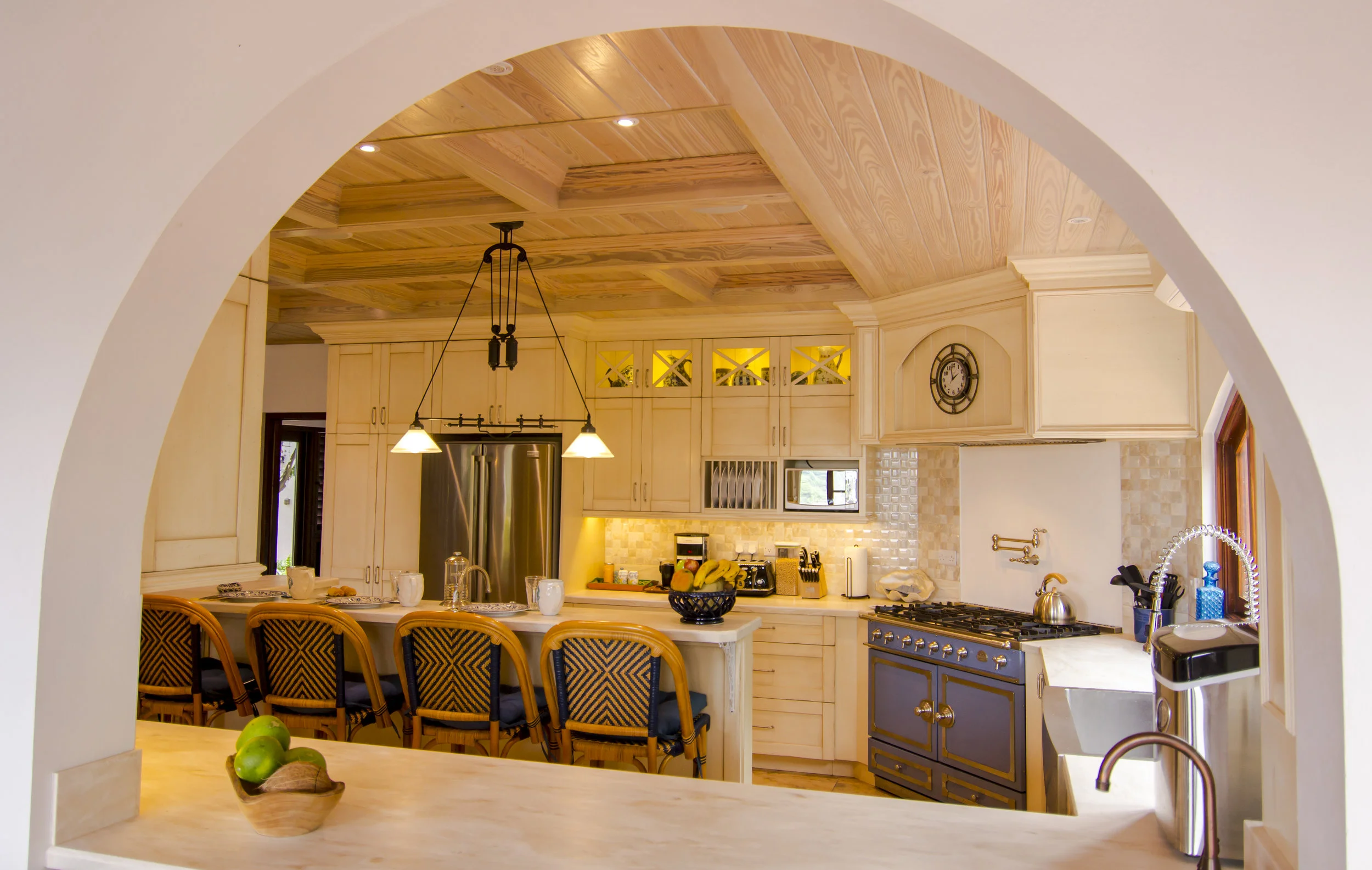 The Tamarind House - Kitchen and living space