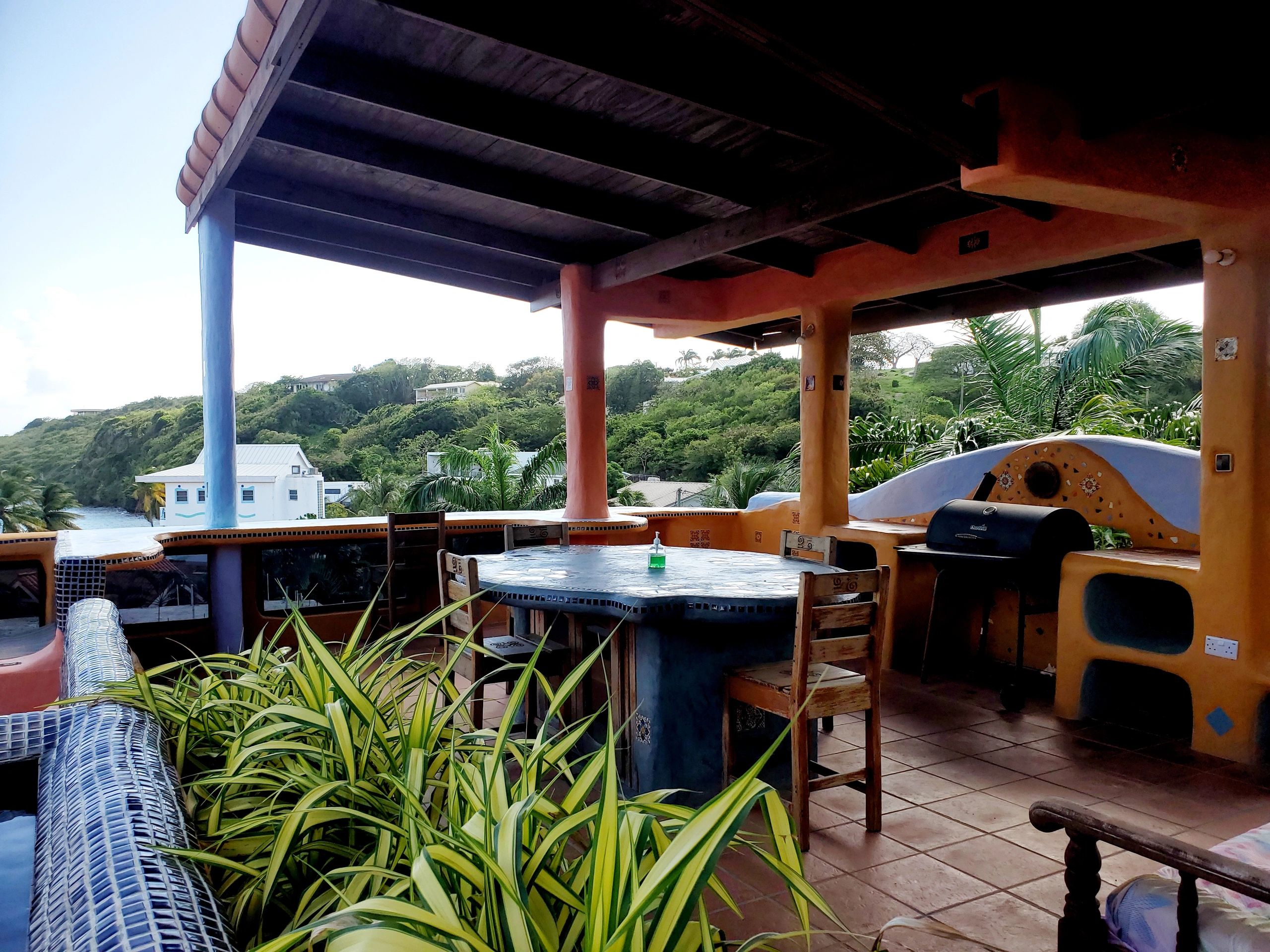 Reef View Pavilions - Rooftop barbecue area