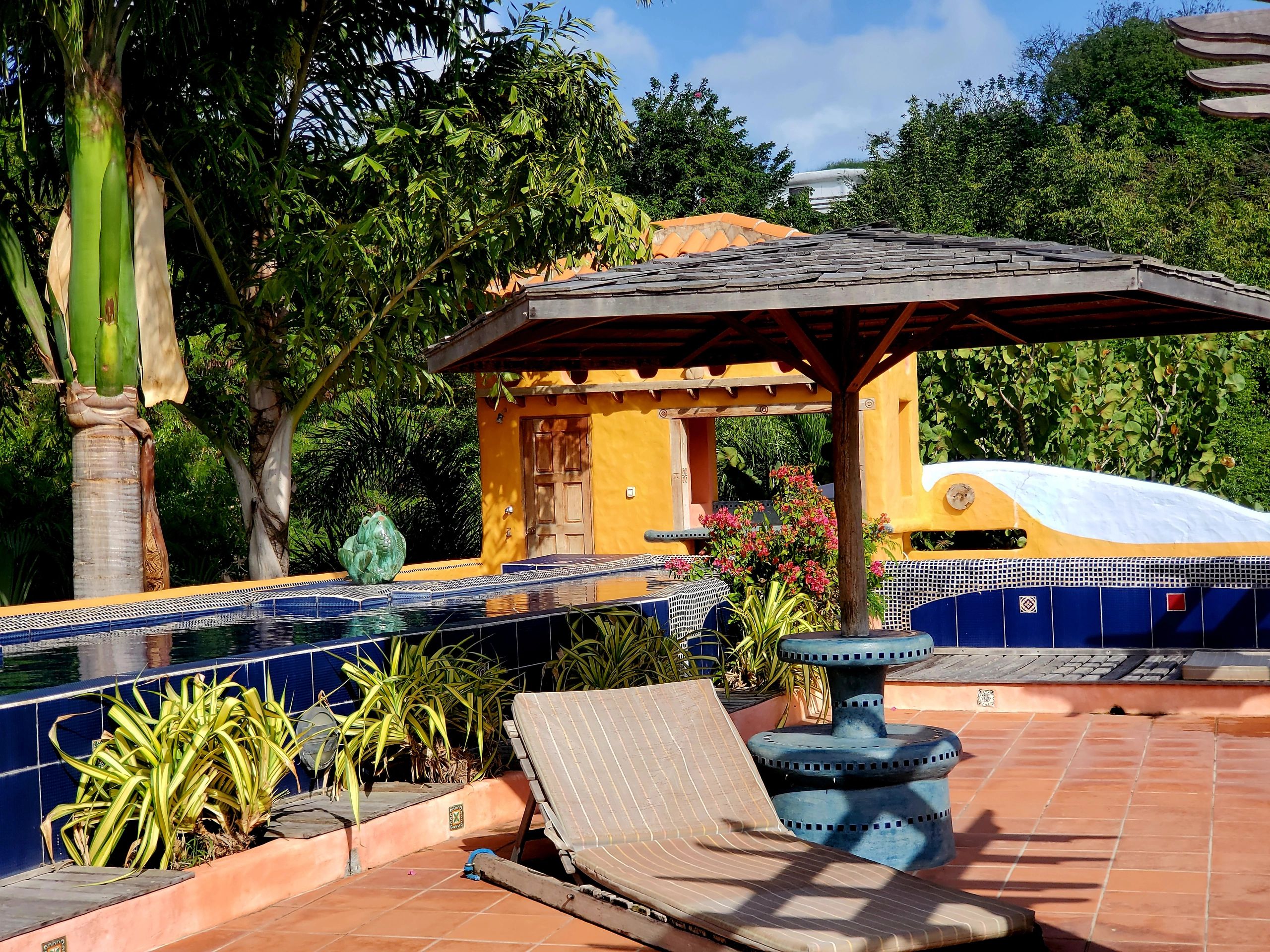Reef View Pavilions - Poolside pavilion