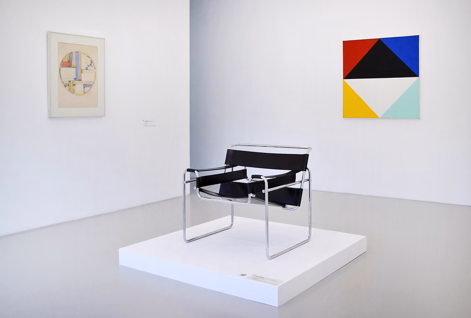Oeuvres des artistes de ela collection Albers-Honegger : F. Glarner, M. Bill et M. Breuer
