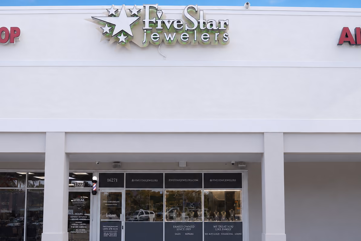 Fachada de Five Star Jewelers West Kendall