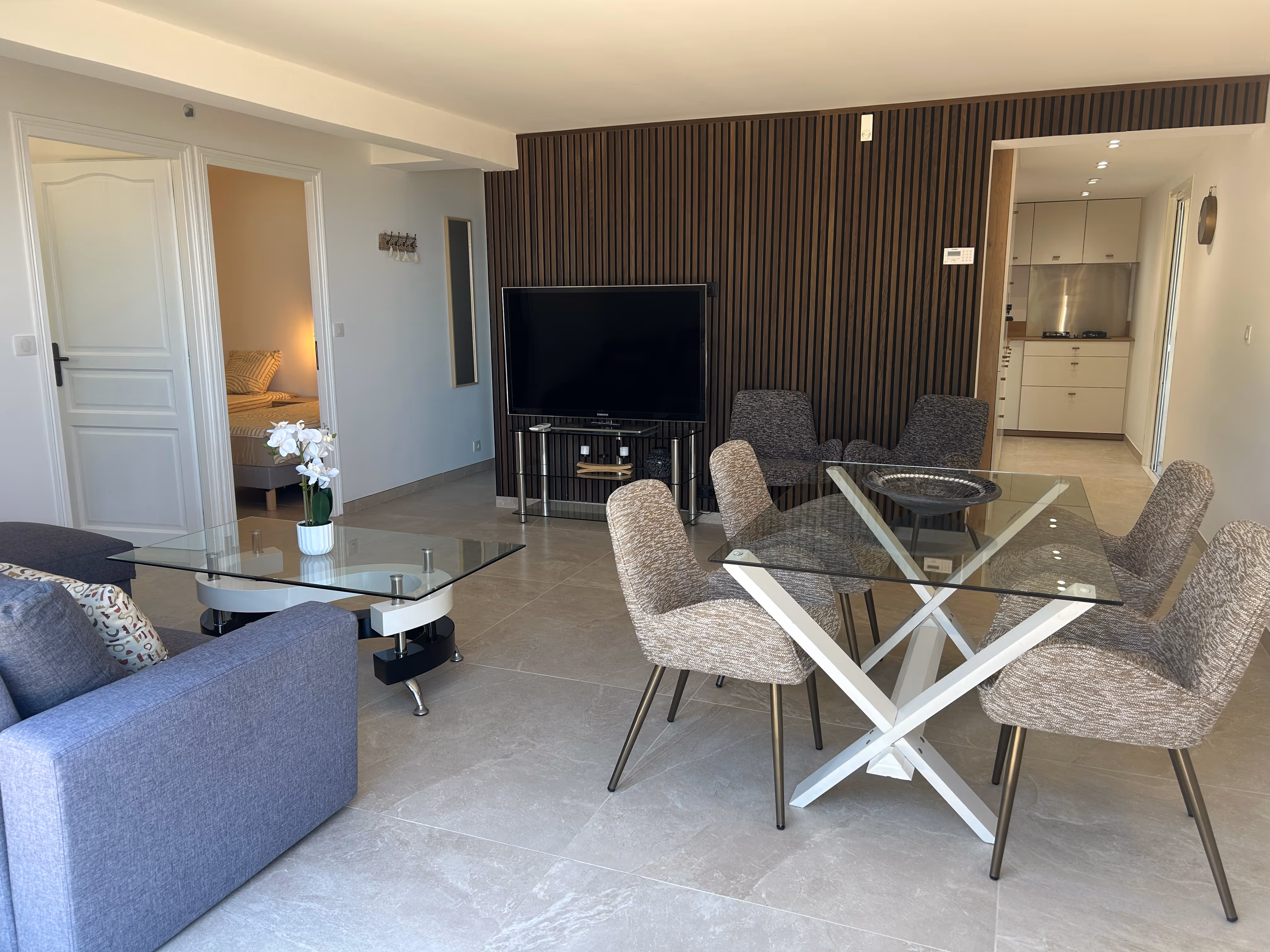 Salon de l'appartement — Villa Lola