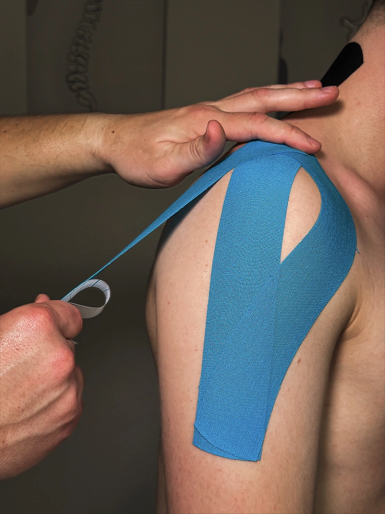 Kinesiologisches Taping in Kassel – Schulter