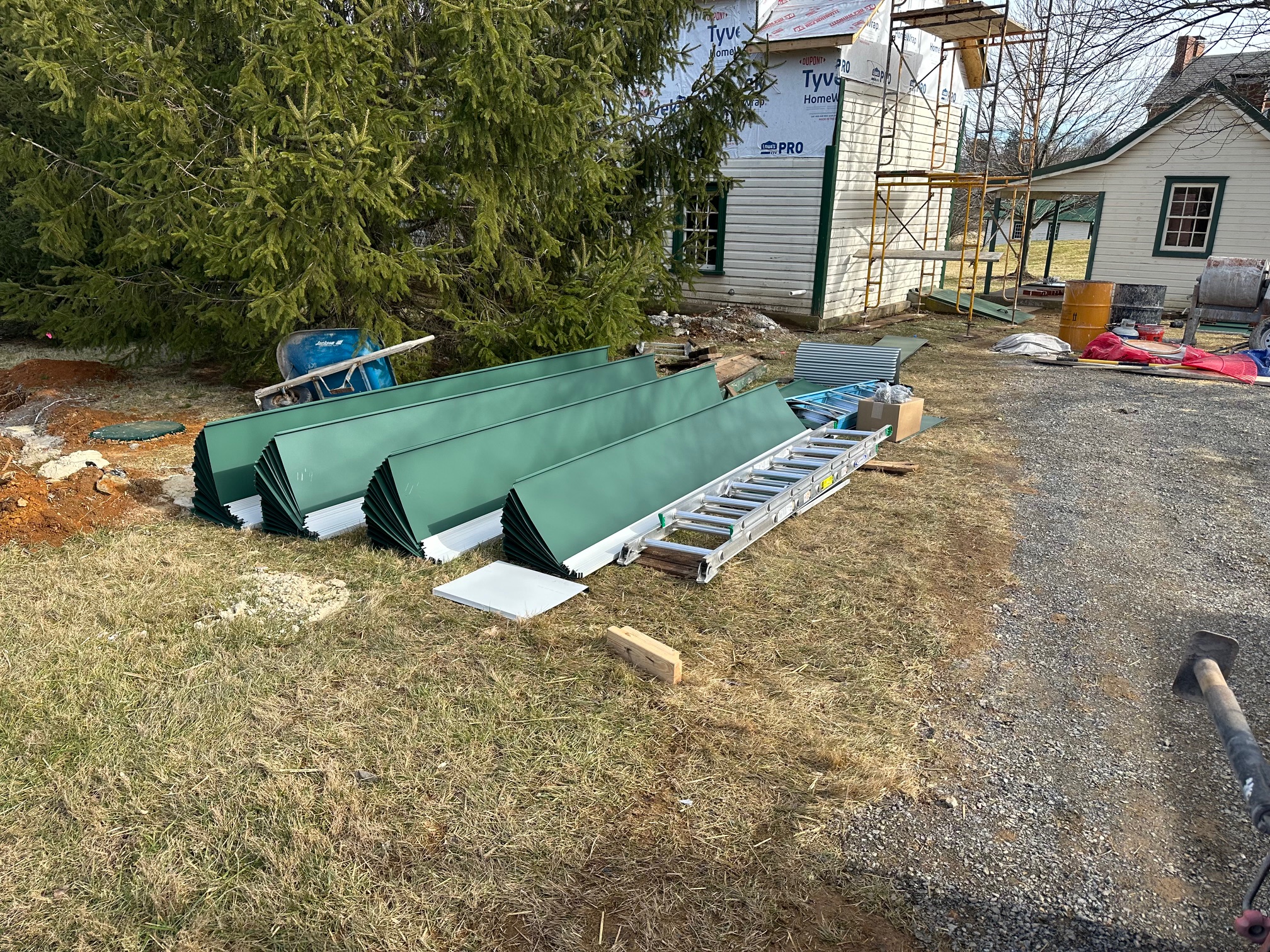 26ga Forest Green Snap Lock Standing Seam Shed Package