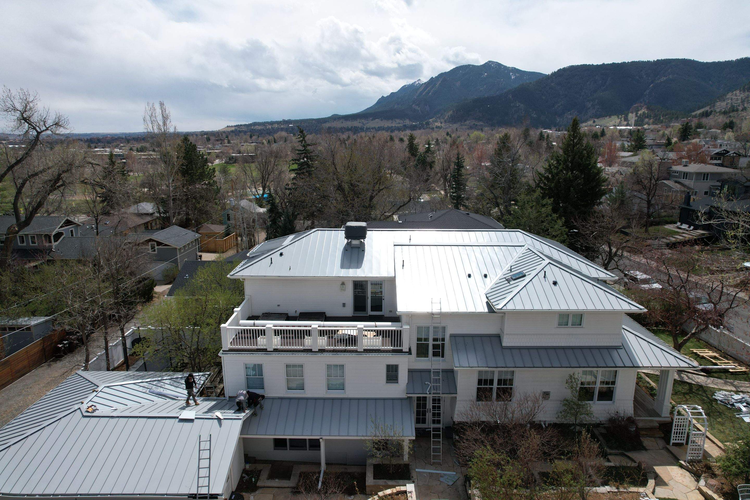 Reliable Siding Repair in Golden