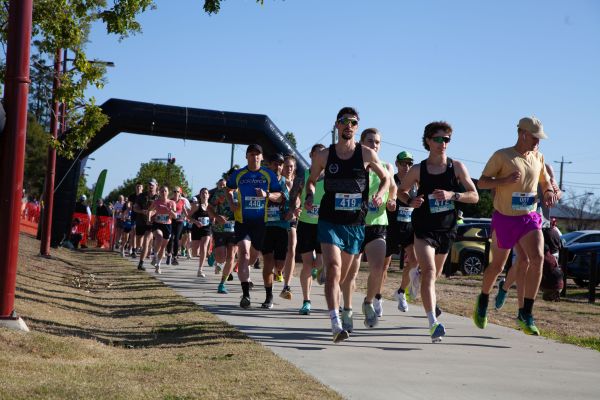 Runners on the Somerset Rail Trail Classic course