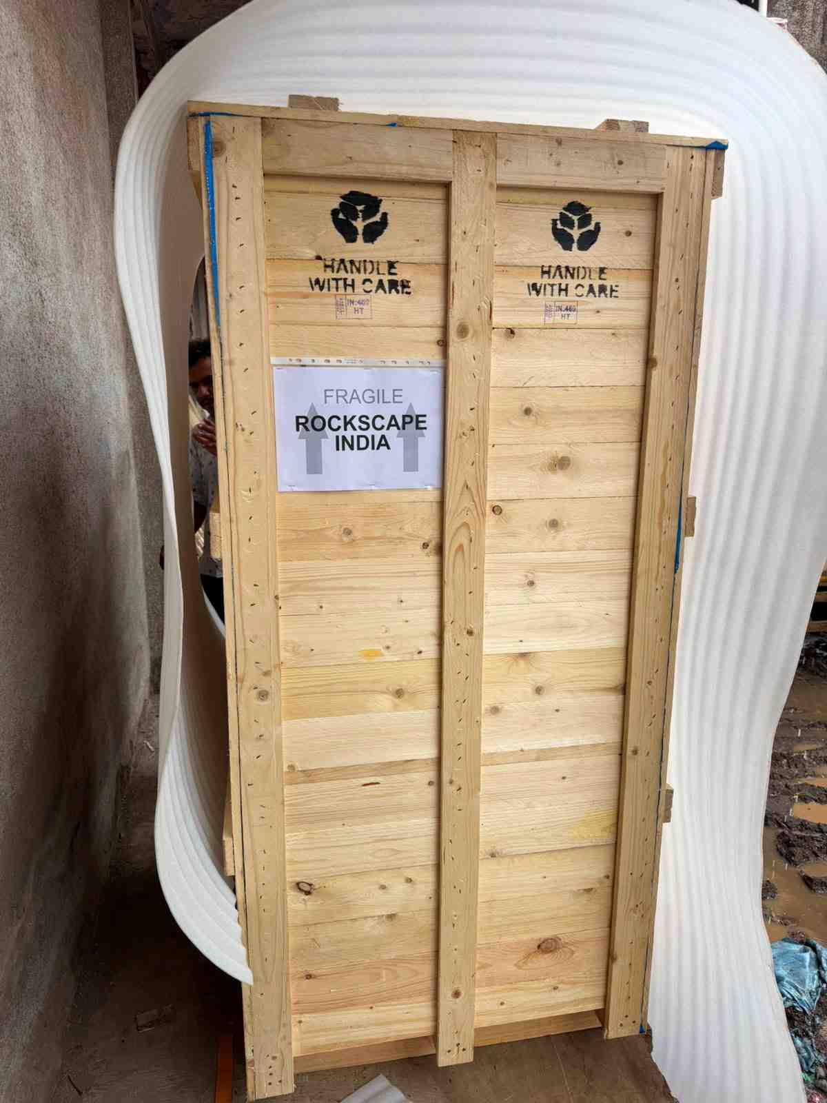 export-packaging-wooden-crate-rockscape