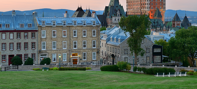 Toronto real estate presentation design supporting property development and investment decisions with clarity.