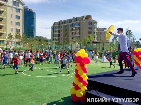 Олон Улсын Хүүхдийн Эрхийг Хамгаалах өдрийн өдөрлөг River Garden, Time Square хотхоны оршин суугчдын дунд амжилттай болж өнгөрлөө
