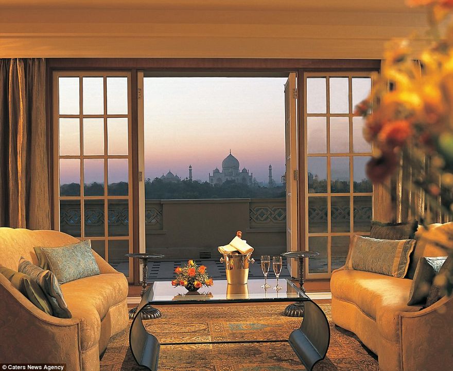 AD-Rooms-With-Amazing-View-35