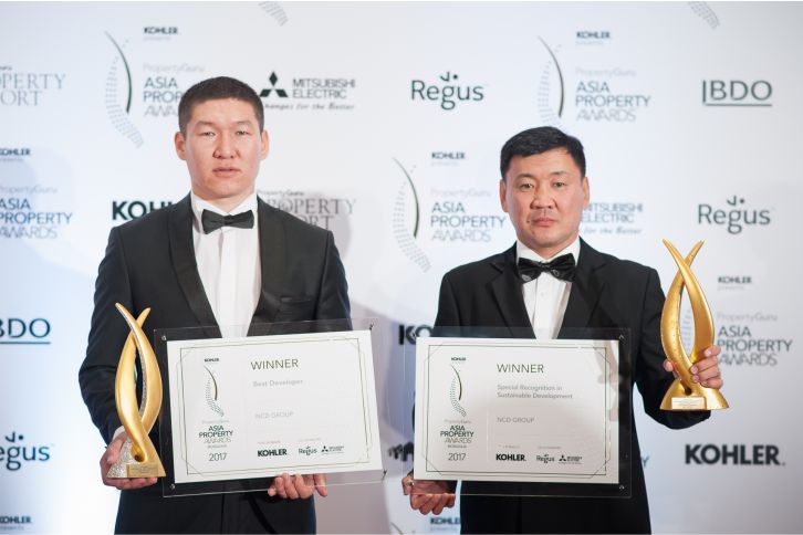 Asian Property Awards шагнал гардуулах ёслол NCD Group шилдэг бүтээн байгуулагч Asian Property Awards шагнал гардуулах ёслол NCD Group шилдэг бүтээн байгуулагч