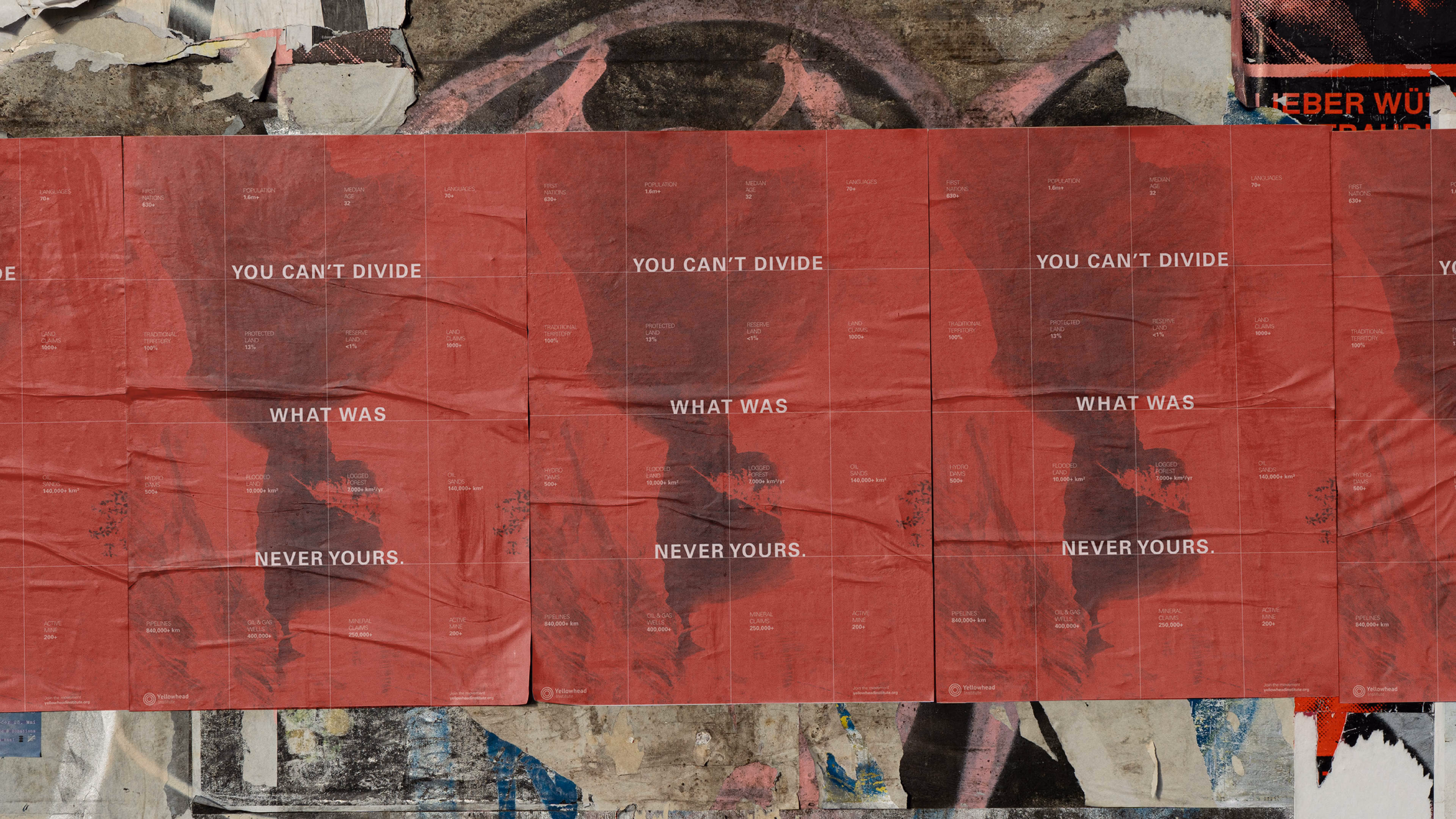 land pack outdoor poster mockup