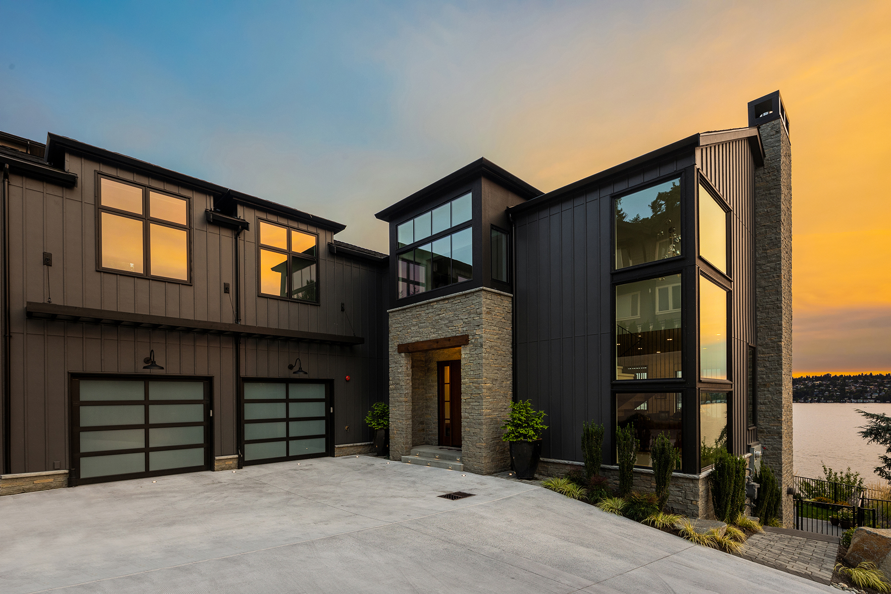 Lakeside Elegance