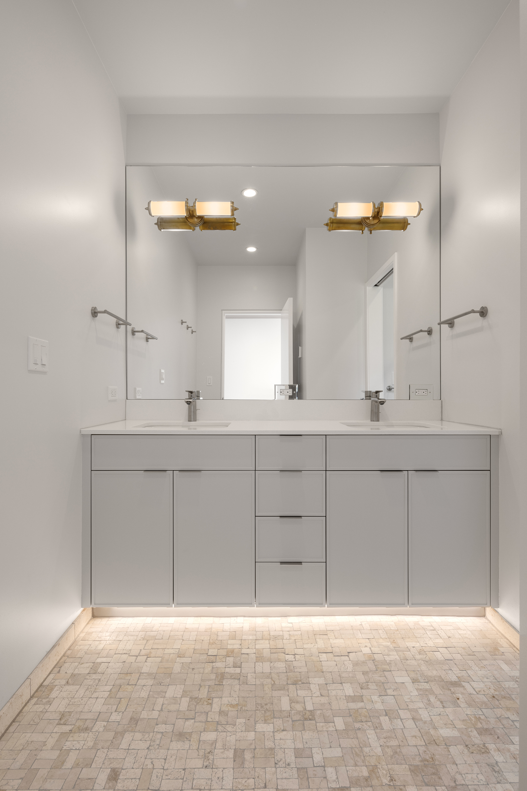 Natural Modern