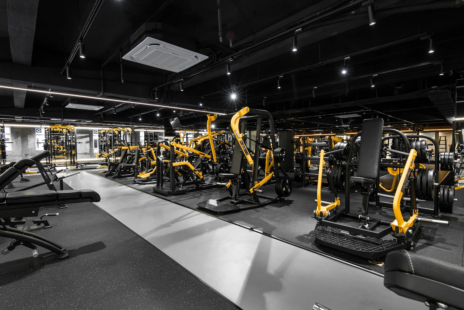 澳門 Flex Fitness 黑沙環店專業健身器材