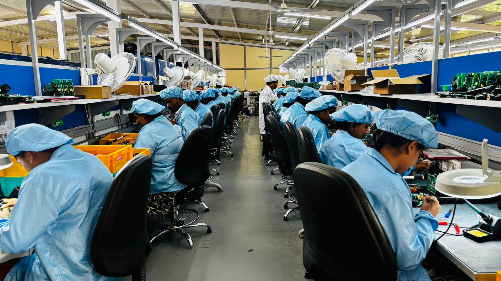 Inline inspection at Elleve quality control