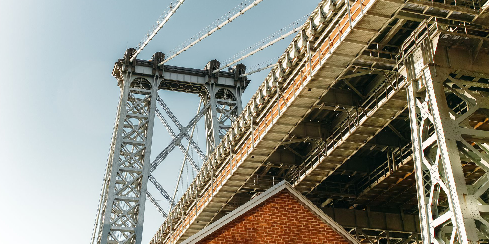 The Williamsburg Bridge connects Brooklyn and Manhattan.