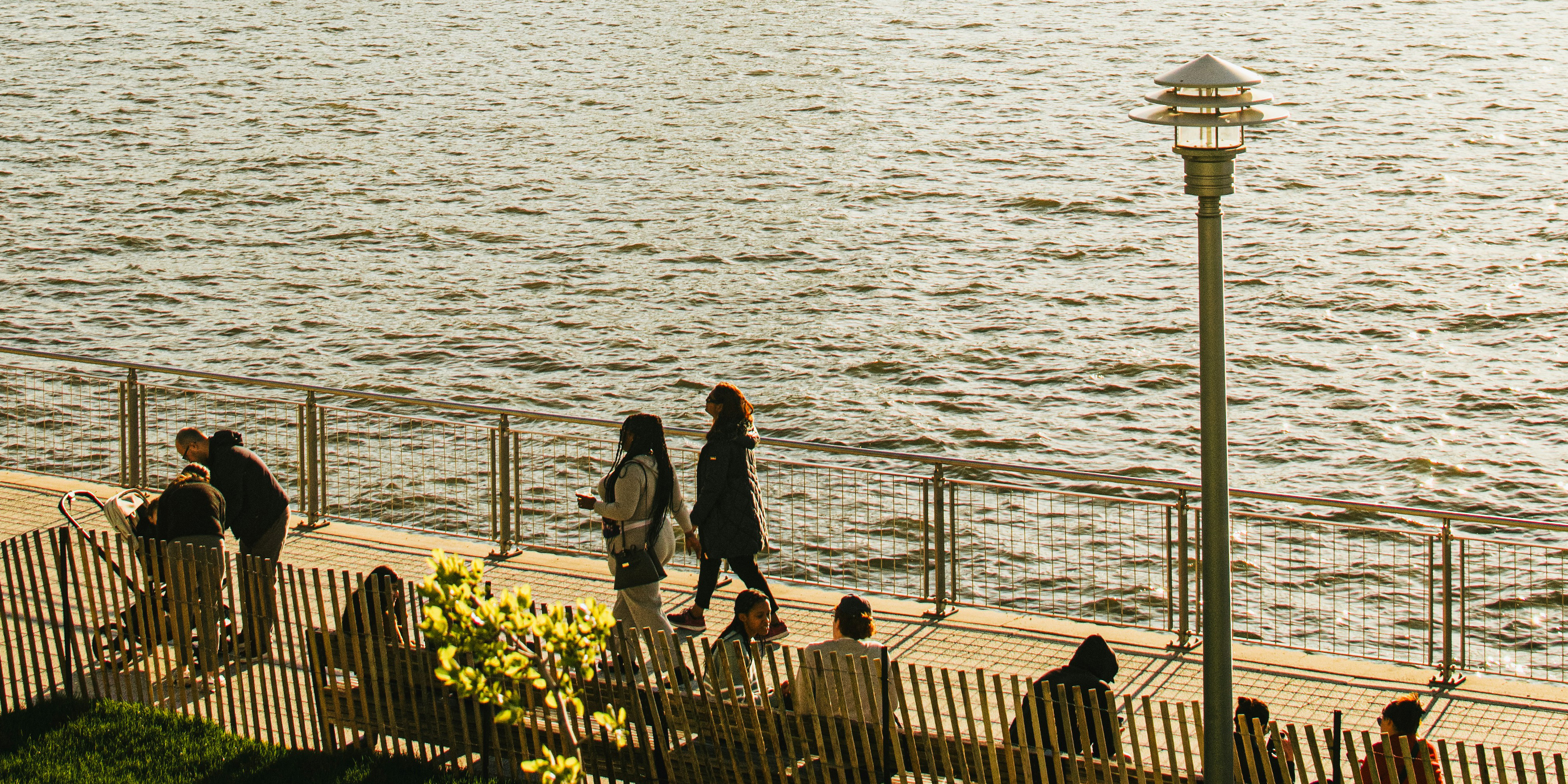 717 Grand's location offers seamless access to parks, green spaces and the Williamsburg waterfront.