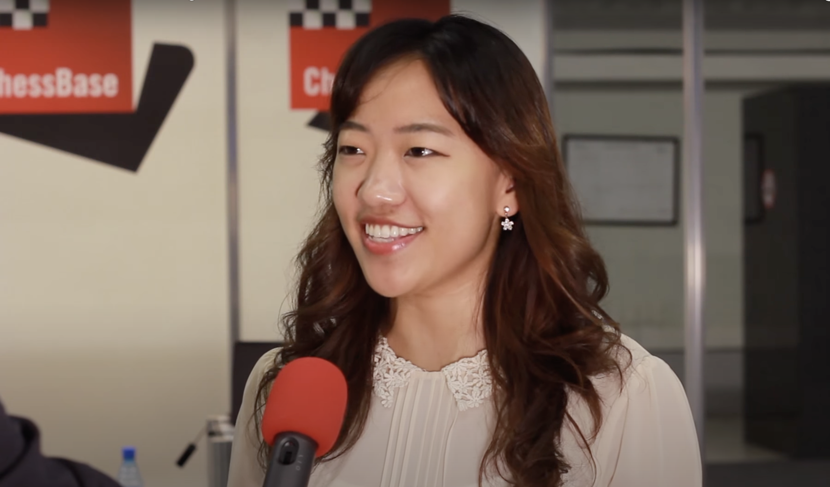 Yuanling Yuan being interviewed at the 42nd Chess Olympiad in Baku, Azerbaijan