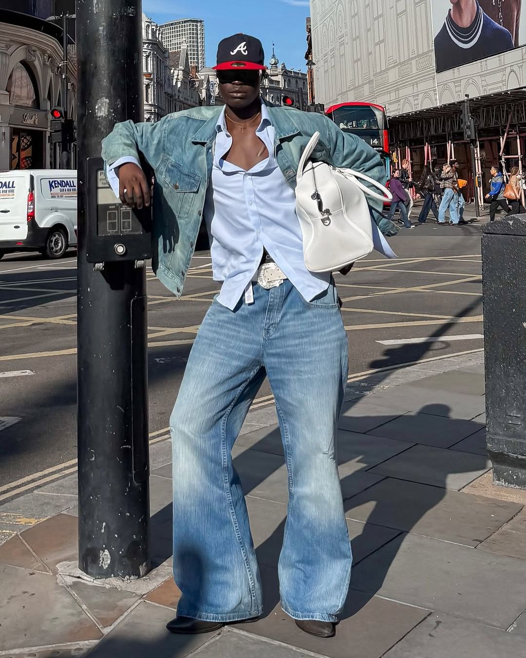 @CHRISATHUAI
