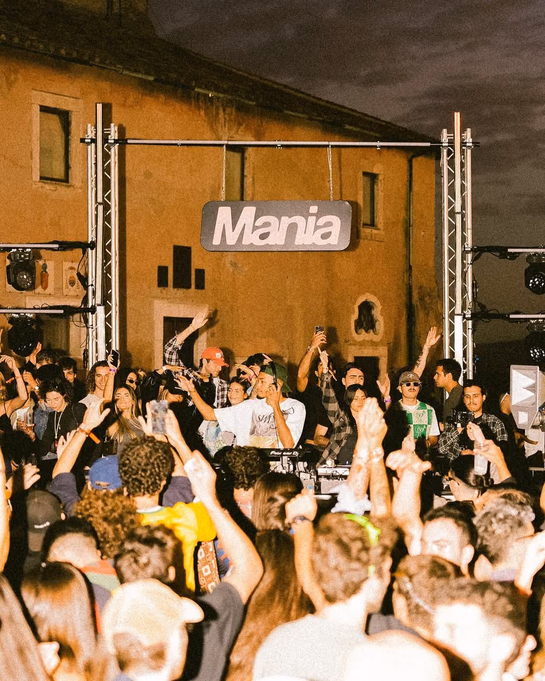 @JADENTHOMPSON_