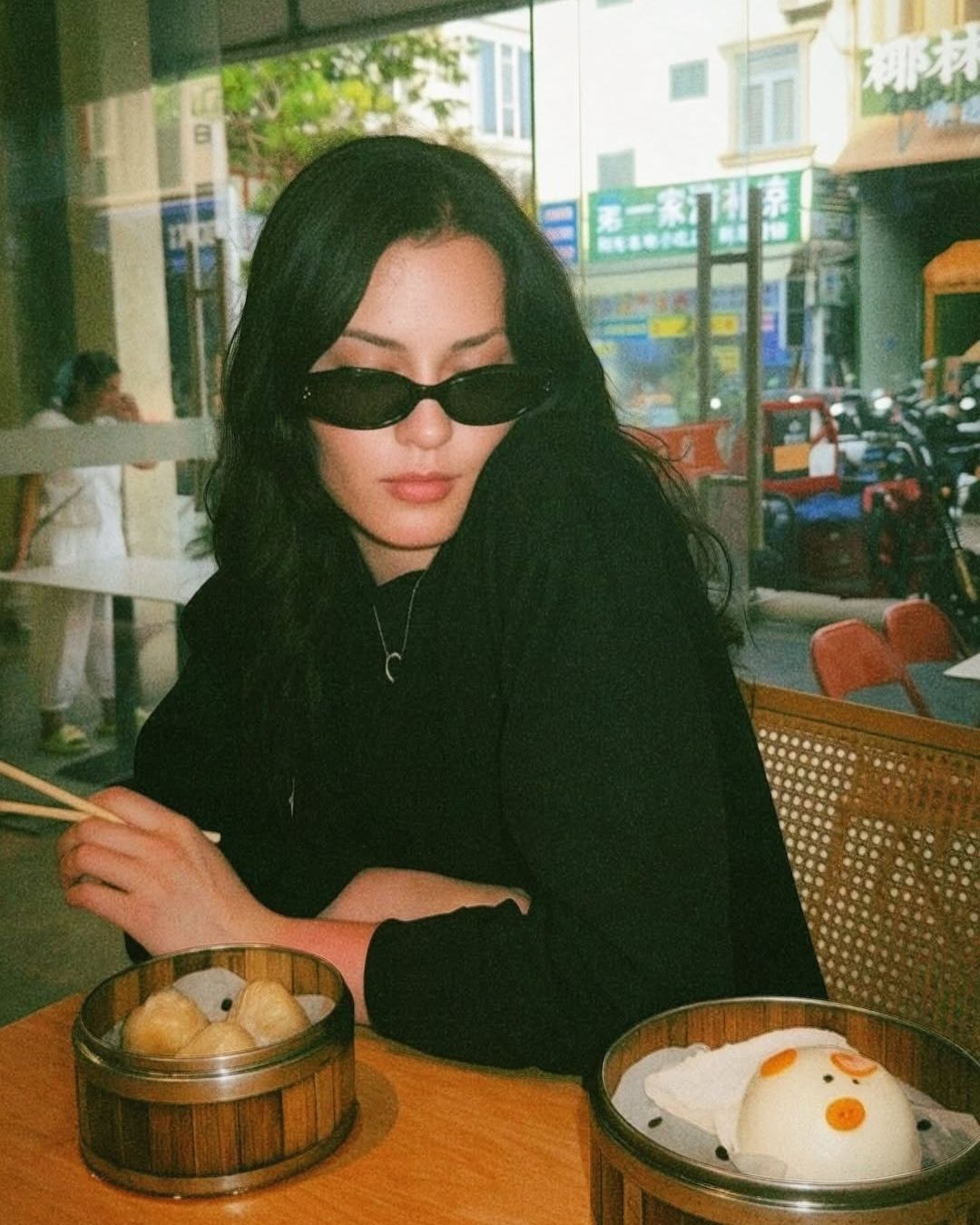 @GIRLISTHISSILK