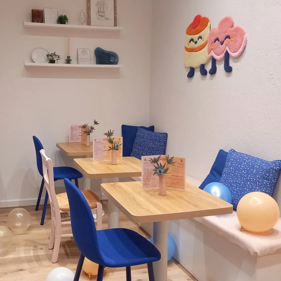 Intérieur du Fluffy Café à Genève