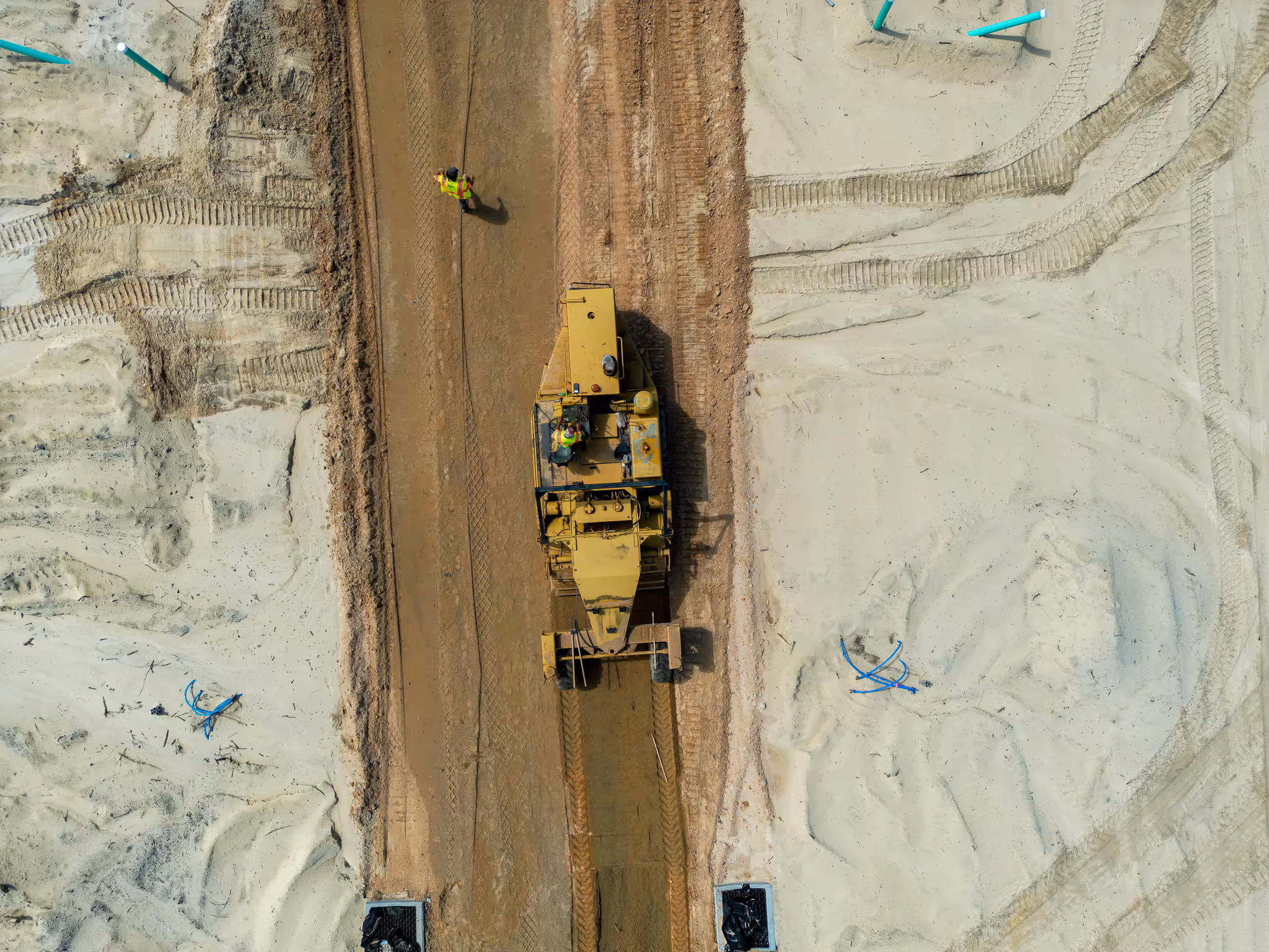 CWR Contracting team alongside CPI sister-company crews