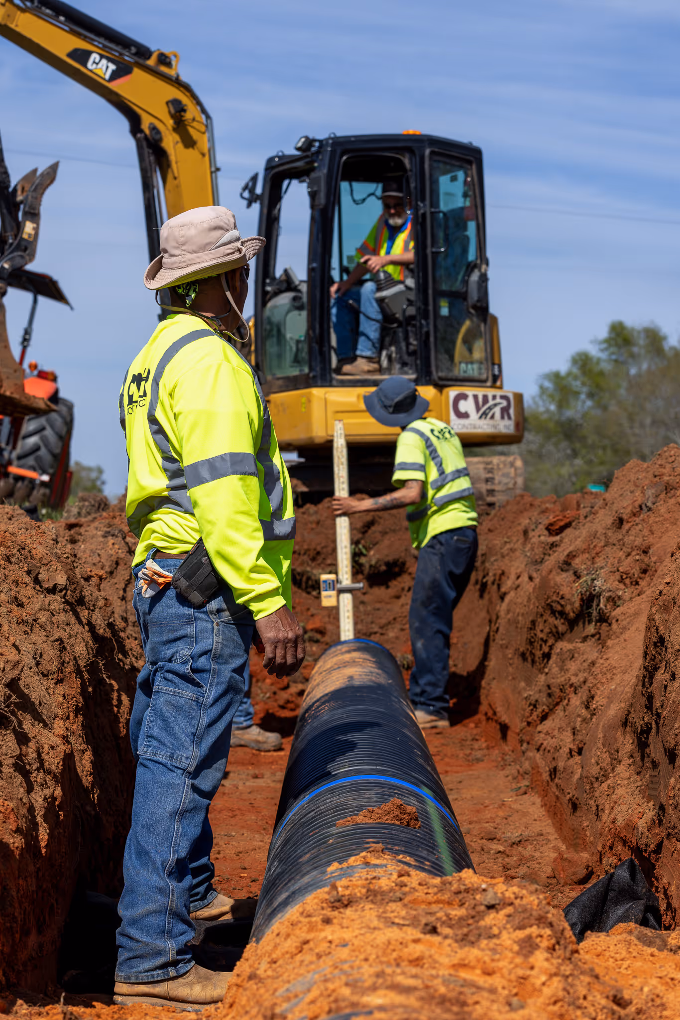 CWR Contracting worker in safety gear on a Florida jobsite