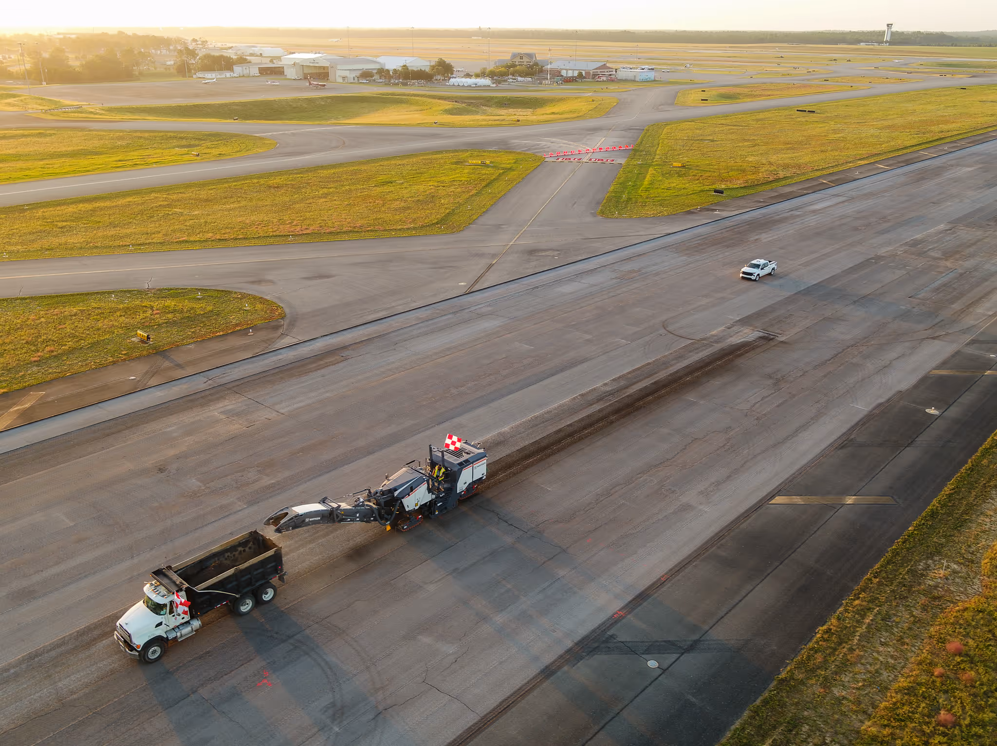 Aerial view of a CWR Contracting Florida runway project
