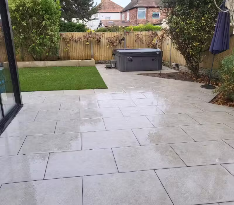 Porcelain patio in Worthing