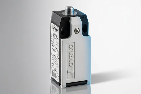 Chave fim de curso plástica - serie KBA1 a KCH1 Lovato Electric — código KBA1A11