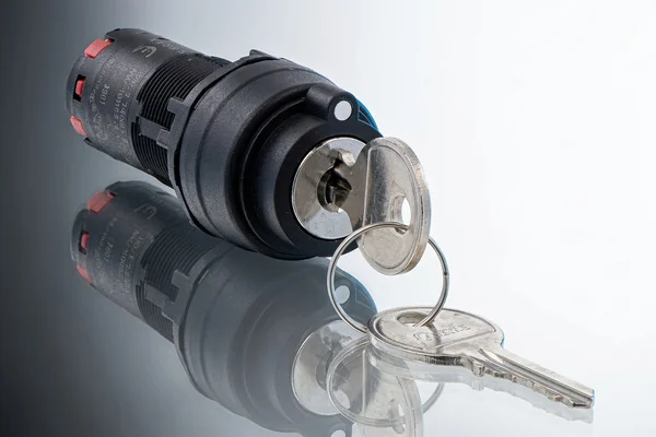 Chave seletora 2 posições monobloco tipo YALE Lovato Electric — código LMPS320S10