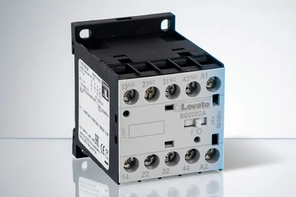 Contator auxiliar - serie 11BG Lovato Electric — código 11BG0022A024