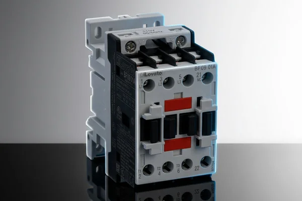Contator de potência industrial - serie BF09 a BF16 Lovato Electric — código BF0901A024