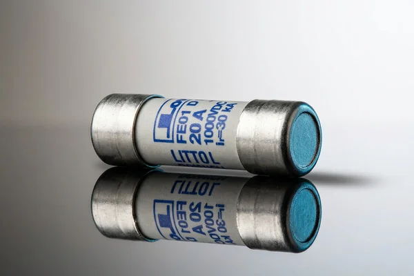 Fusível fotovoltaíco Lovato Electric — código FB04D1P