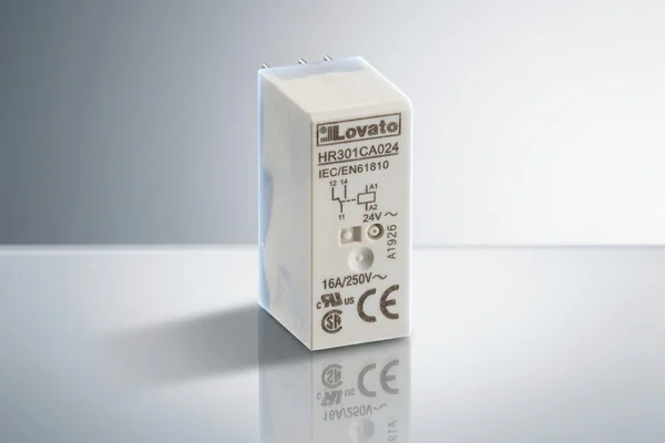 Relé miniatura Lovato Electric — código HR301CA024