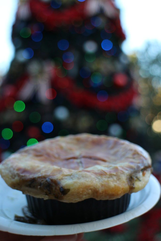 EpcotHolidayPotPie2021