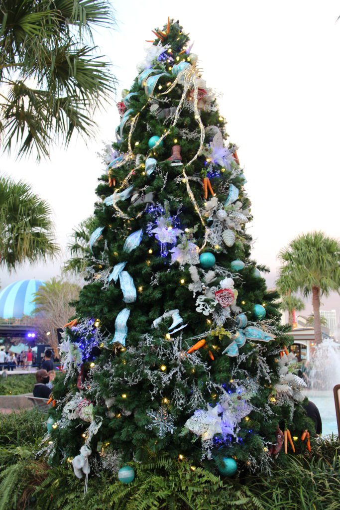 DisneySpringsFrozenChristmasTree2021